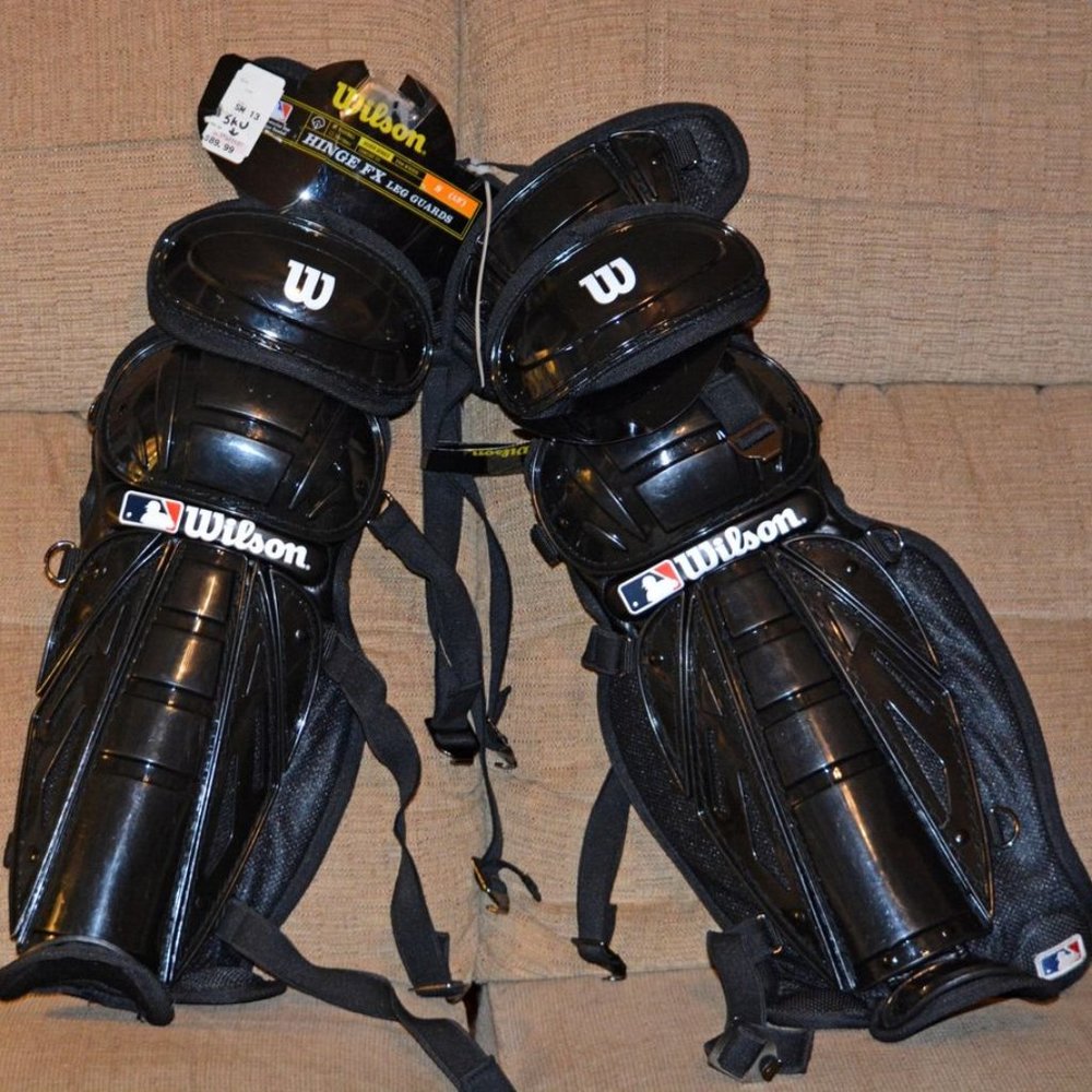 Brand New: Wilson Silver Series Catcher's Gear - 13 Inch Hinge FX Leg Guards